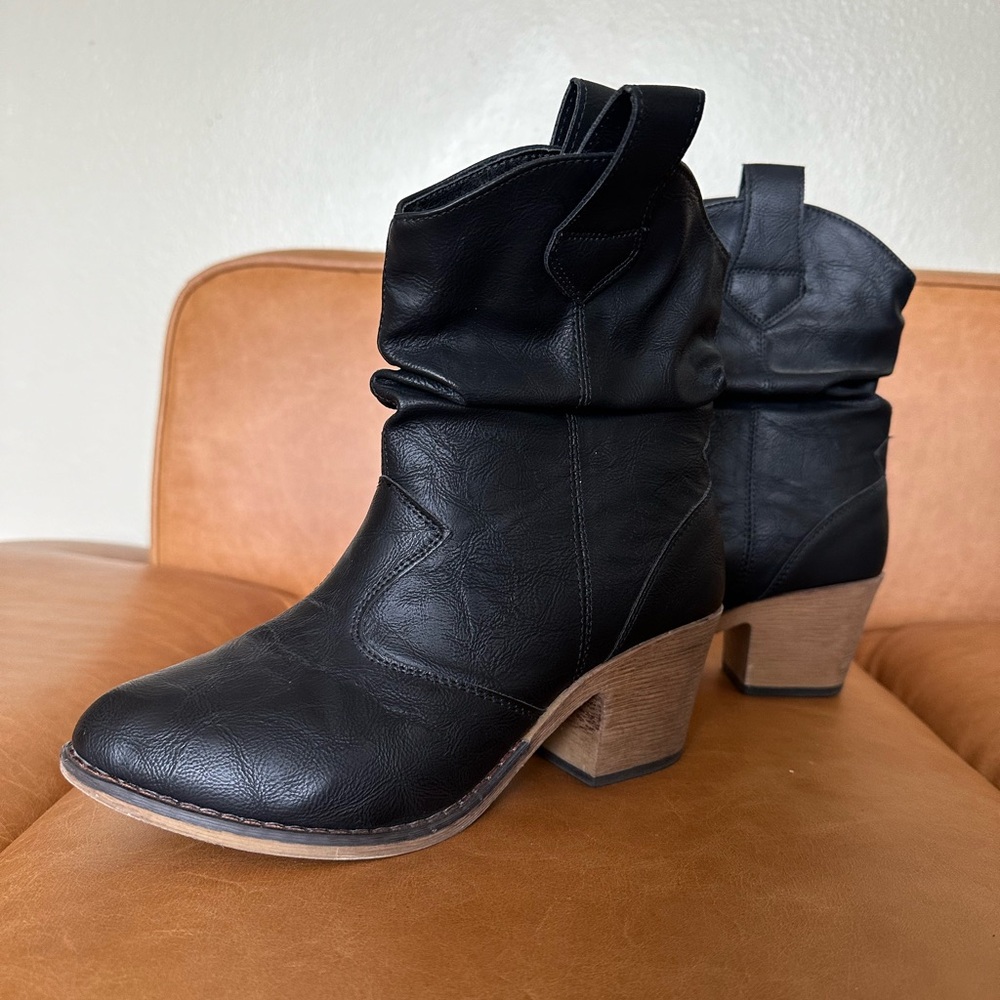 Fashion low cowboy boots!